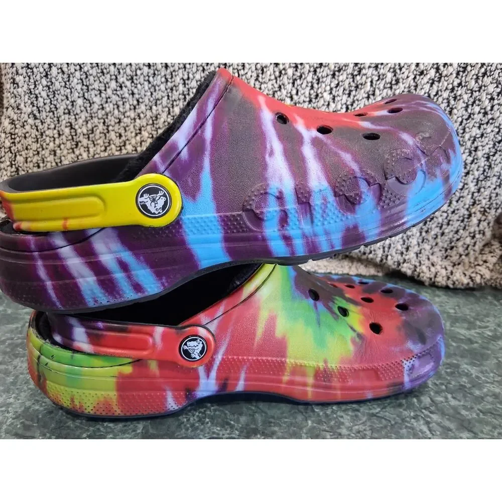 Crocs Unisex Classic Lined Slip On Clog Mens Sz 10 Tie Dye Multicolor Fuzzy Sole